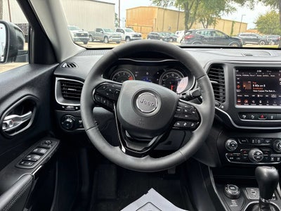 2023 Jeep Cherokee Altitude Lux