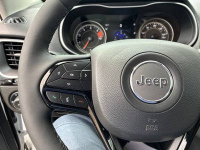 2023 Jeep Cherokee Altitude Lux