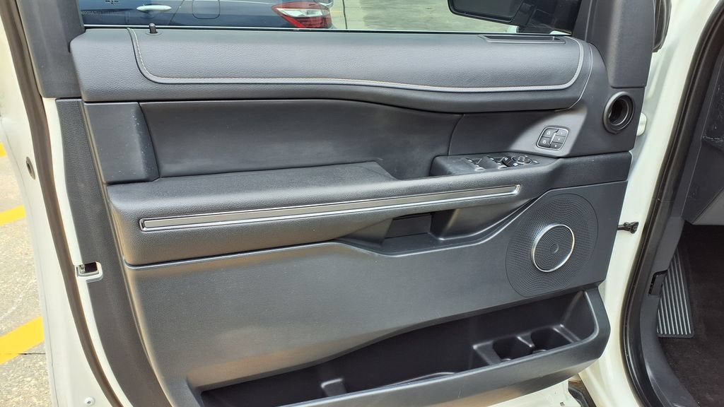 2022 Ford Expedition Max XLT