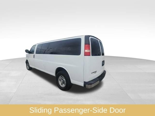 2016 Chevrolet Express Passenger 3500 LT