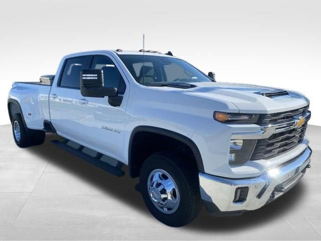 2025 Chevrolet Silverado 3500 HD LT DRW