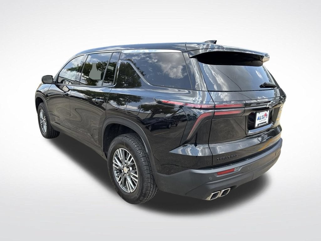 2024 Chevrolet Traverse LS