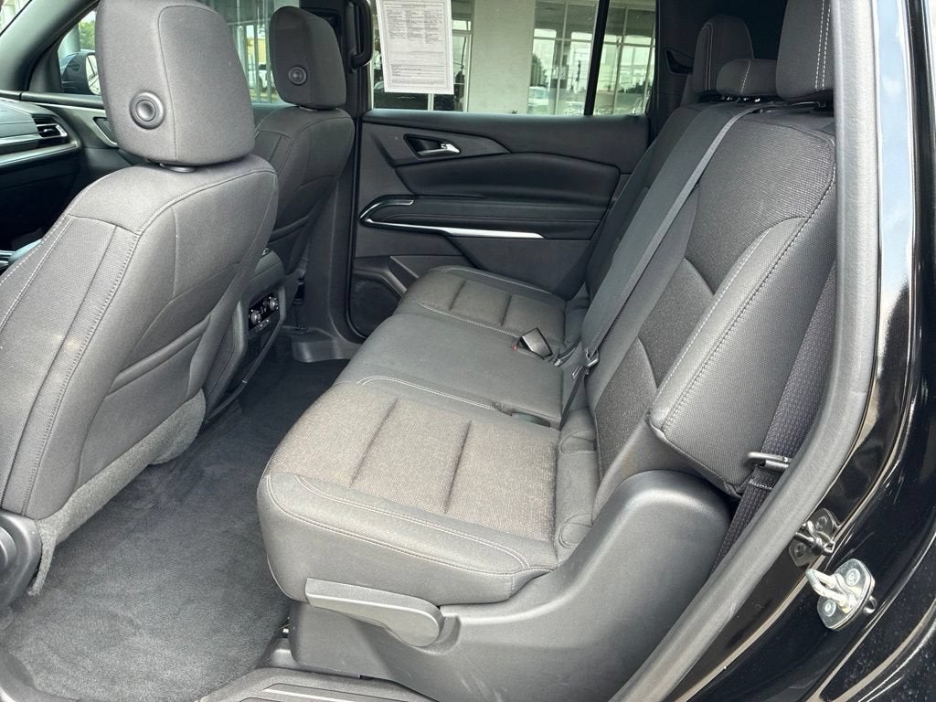 2024 Chevrolet Traverse LS