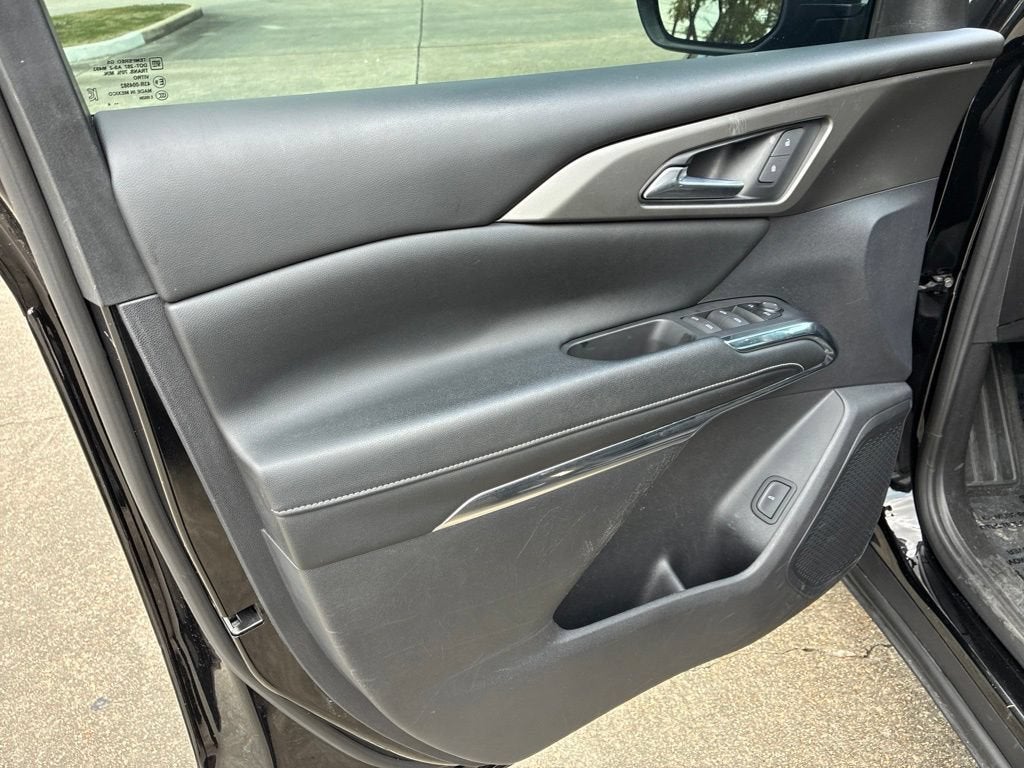 2024 Chevrolet Traverse LS