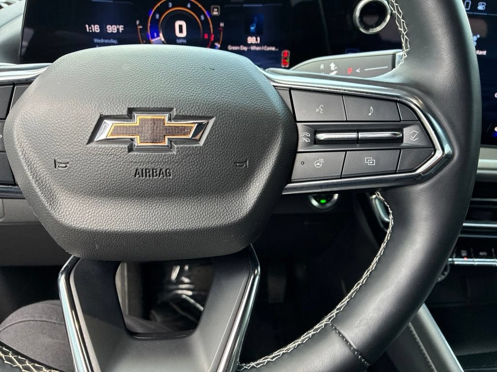 2024 Chevrolet Traverse LS