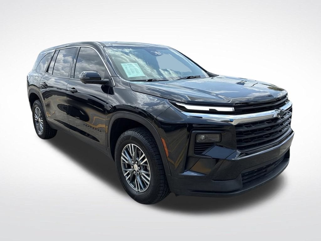 2024 Chevrolet Traverse LS