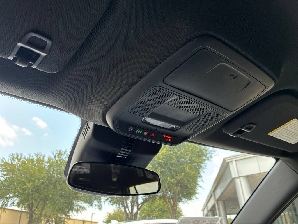 2024 Chevrolet Traverse LS