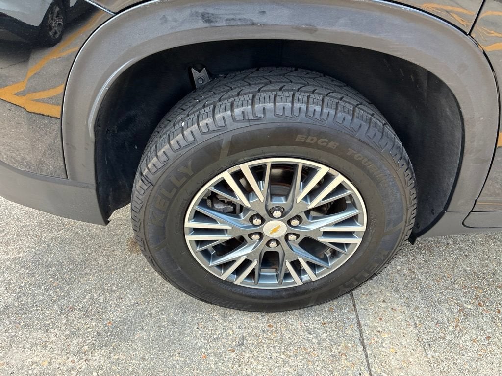 2024 Chevrolet Traverse LS