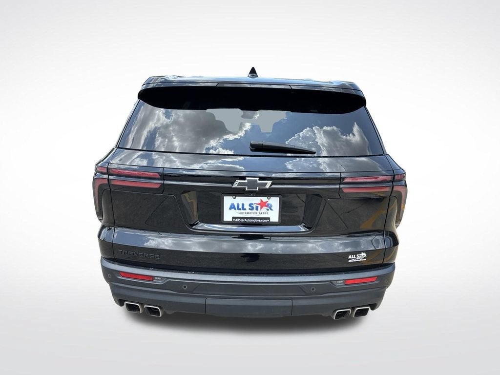 2024 Chevrolet Traverse LS