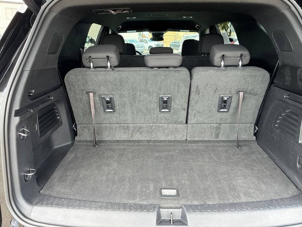 2024 Chevrolet Traverse LS