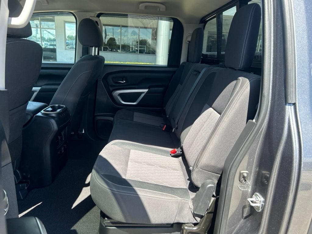 2024 Nissan Titan SV