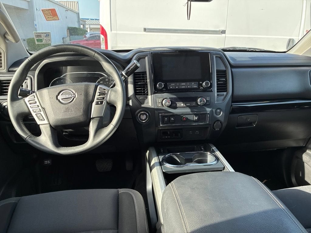 2024 Nissan Titan SV