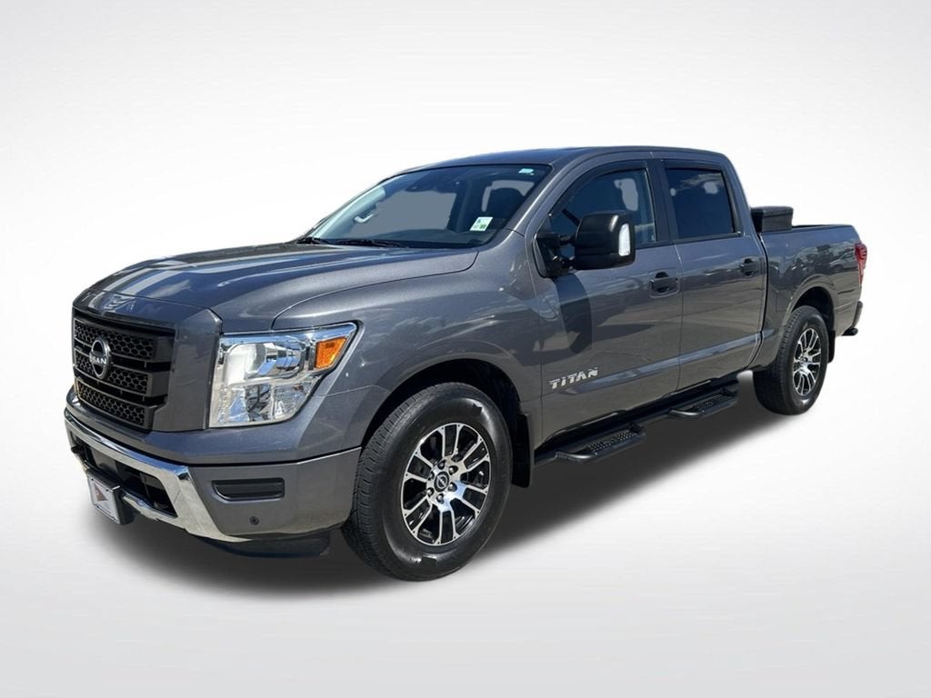 2024 Nissan Titan SV