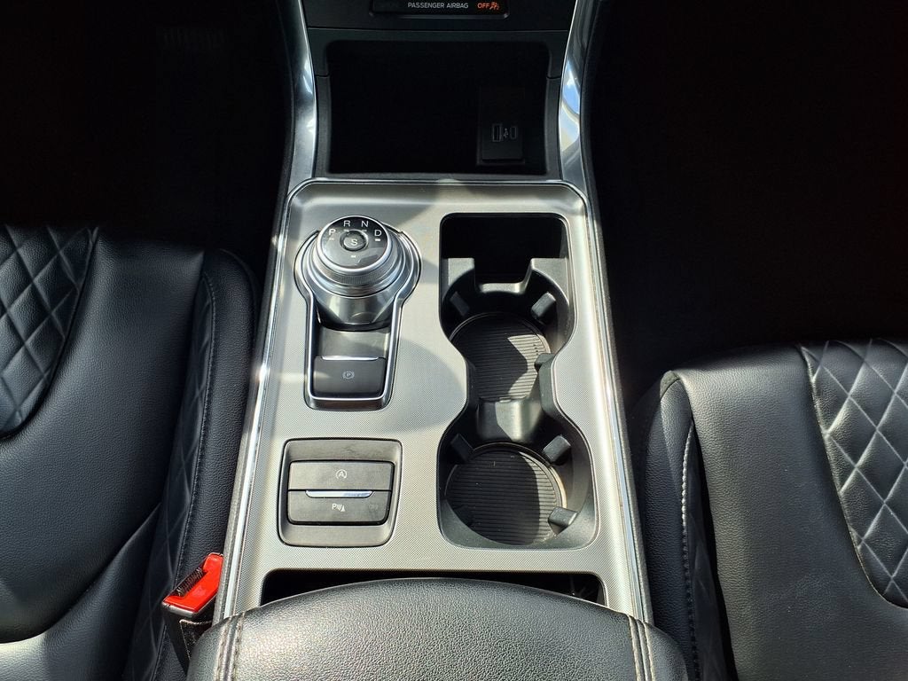 2023 Ford Edge Titanium
