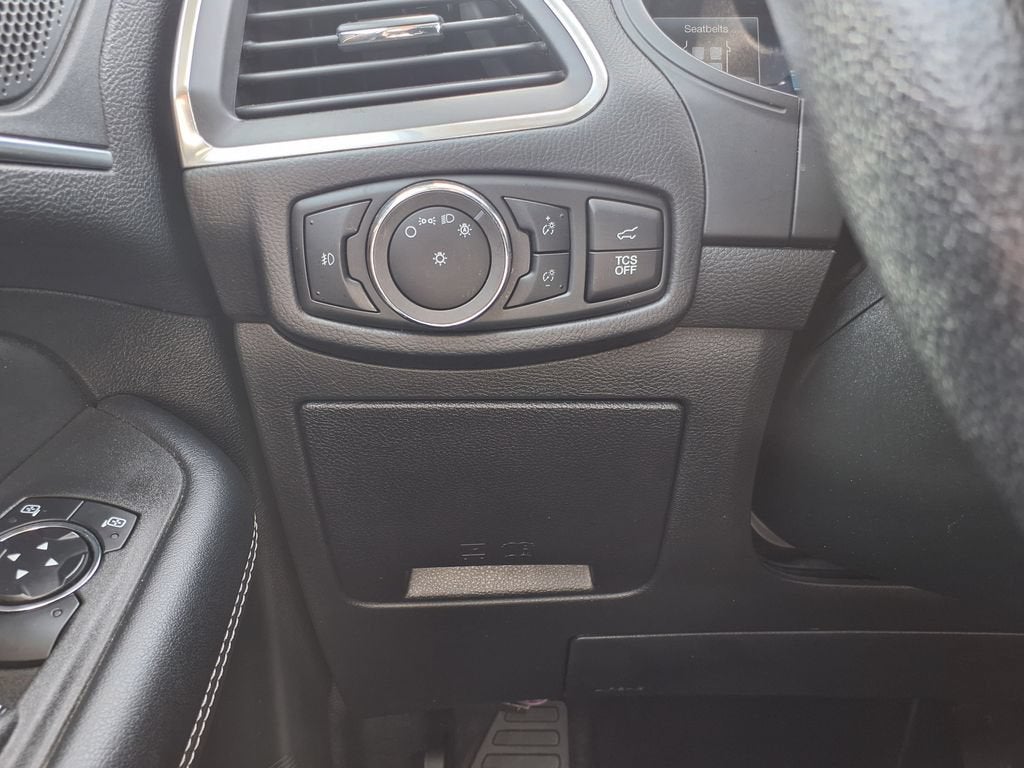 2023 Ford Edge Titanium