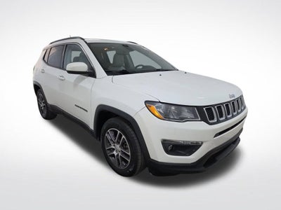 2019 Jeep Compass Latitude w/Sun/Wheel Pkg