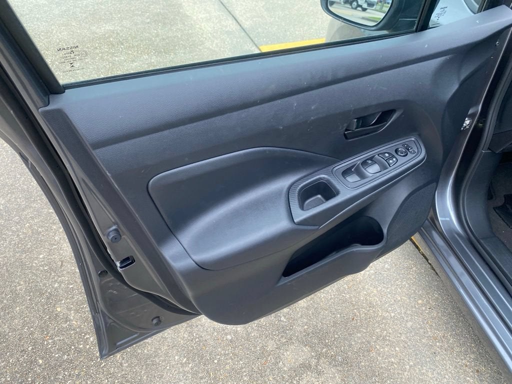 2025 Nissan Versa S
