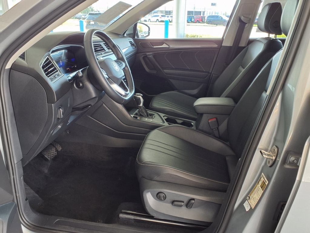 2023 Volkswagen Tiguan SE