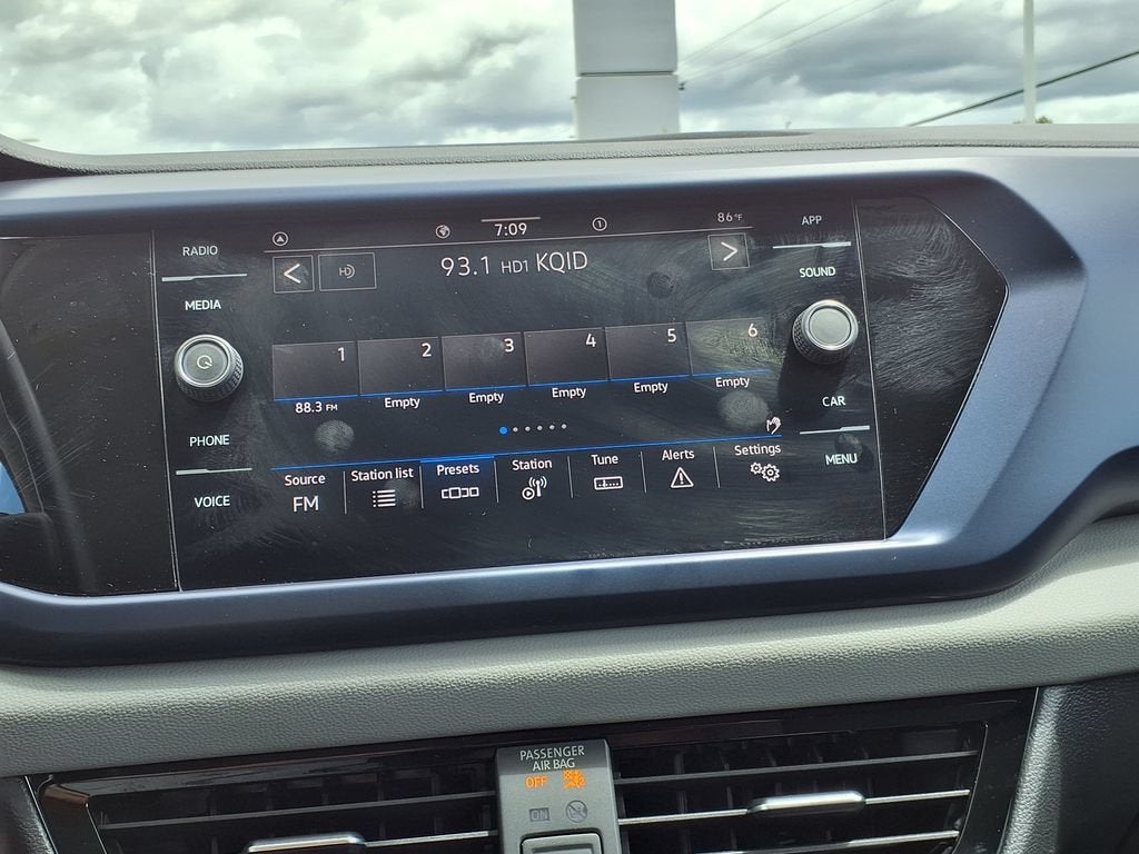 2022 Volkswagen Taos SE