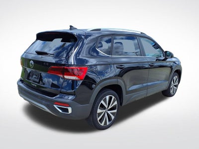 2022 Volkswagen Taos SE