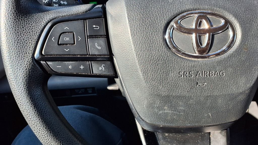 2022 Toyota Sienna LE