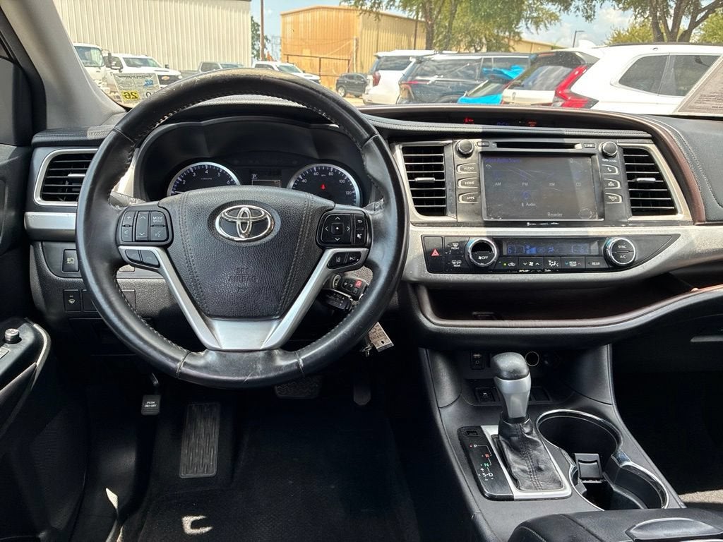 2017 Toyota Highlander LE
