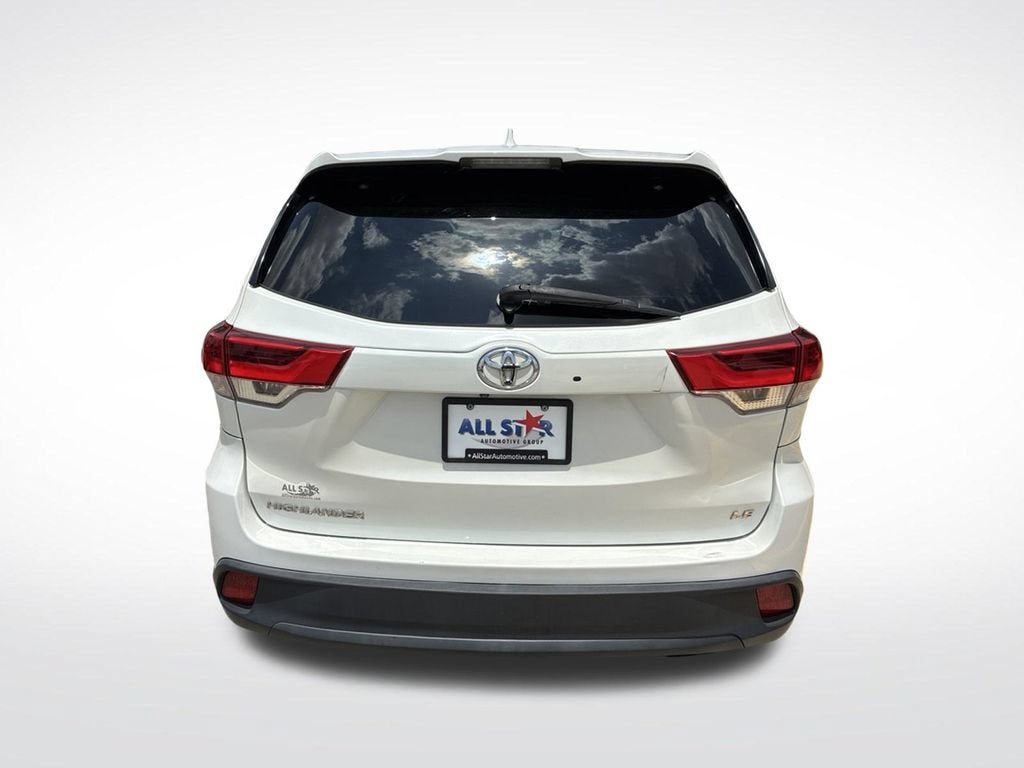 2017 Toyota Highlander LE