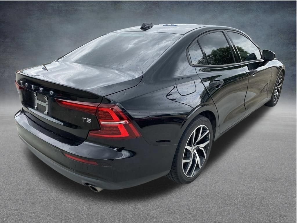 2020 Volvo S60 Momentum