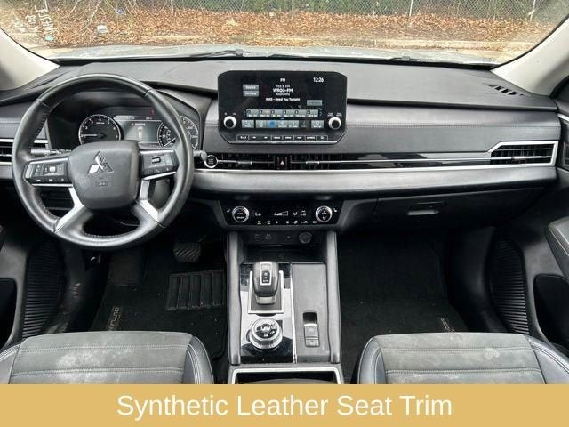 2024 Mitsubishi Outlander SE