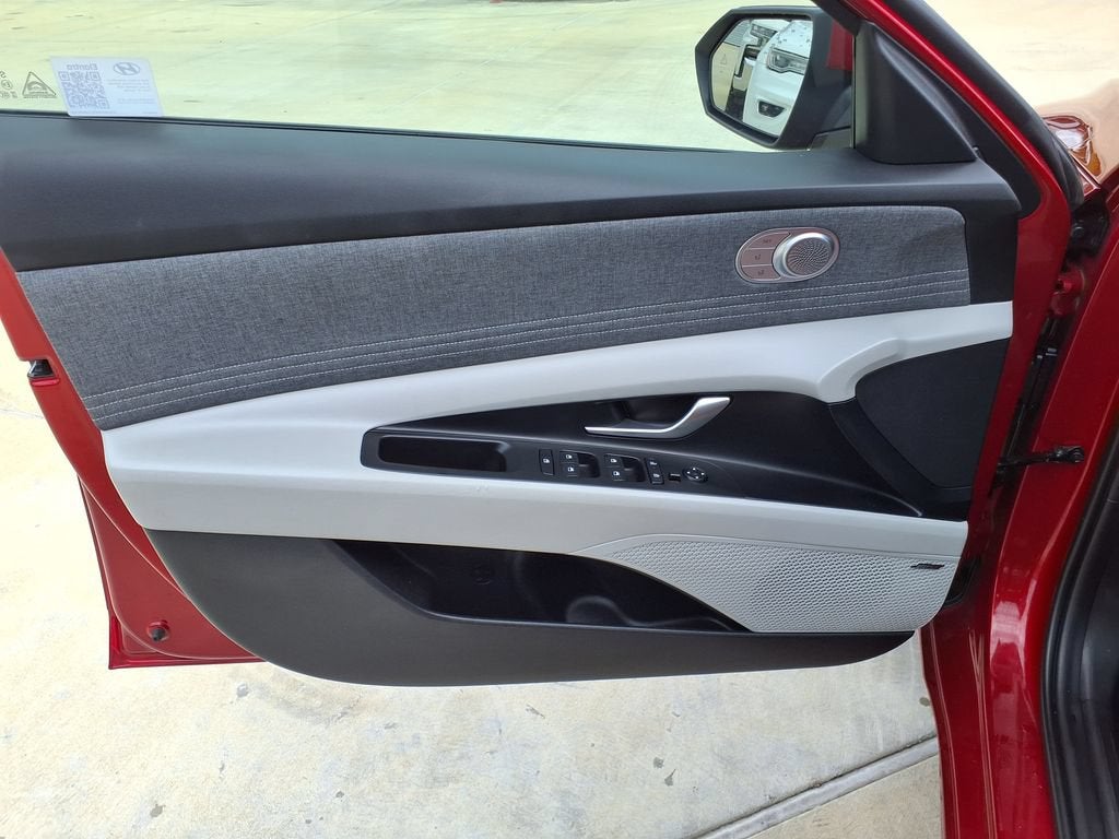 2024 Hyundai Elantra Hybrid Limited