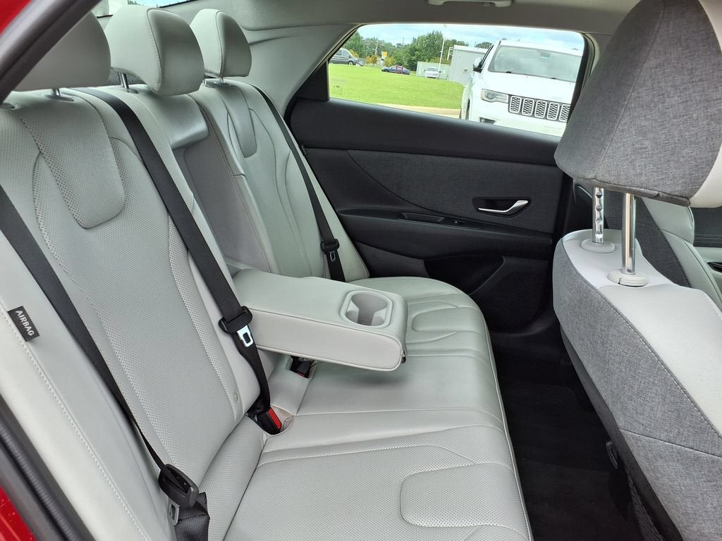 2024 Hyundai Elantra Hybrid Limited