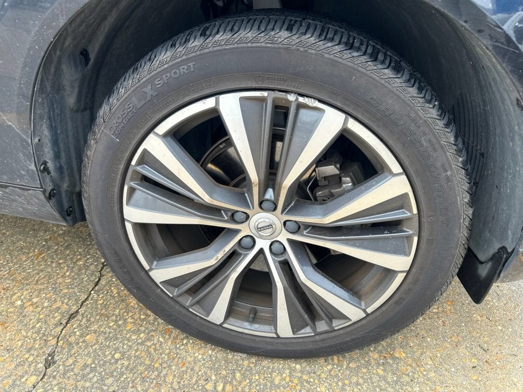 2022 Volvo XC60 Momentum