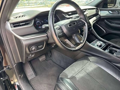 2022 Jeep Grand Cherokee L Altitude