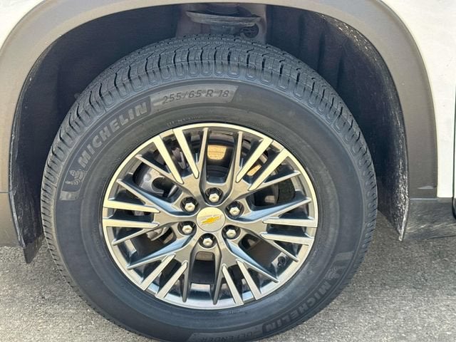2024 Chevrolet Traverse LT