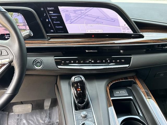 2024 Cadillac Escalade ESV Luxury