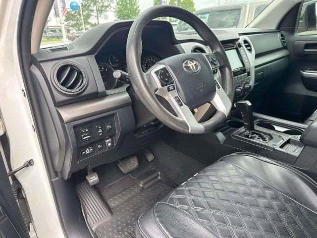 2019 Toyota Tundra 2WD SR5