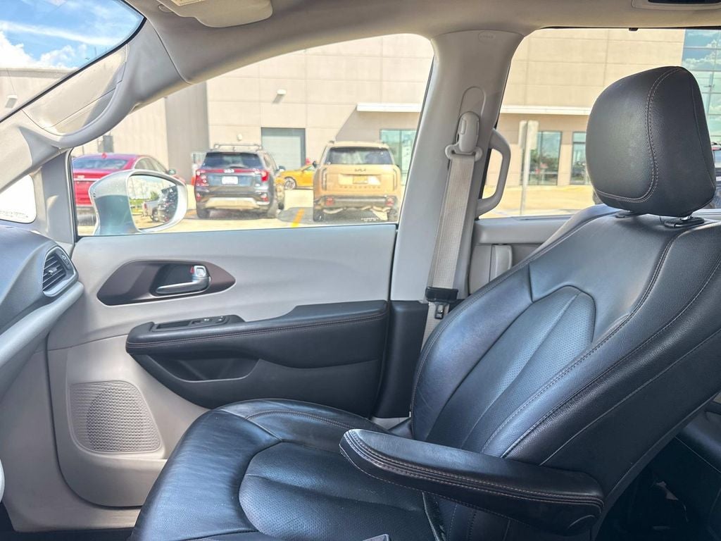 2019 Chrysler Pacifica Touring L