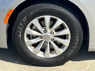 2019 Chrysler Pacifica Touring L