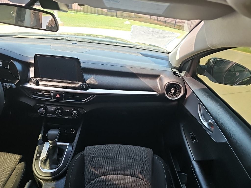 2022 Kia Forte LXS