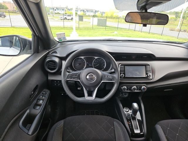 2020 Nissan Kicks S