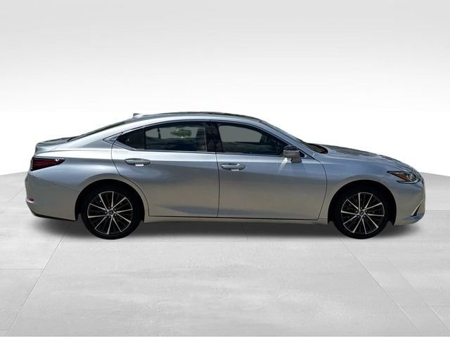 2022 Lexus ES 350