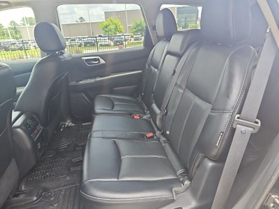 2018 Nissan Pathfinder SL