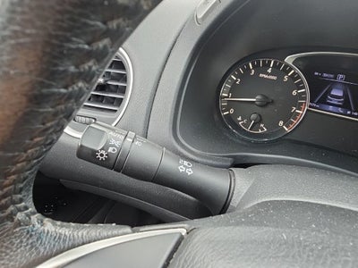 2018 Nissan Pathfinder SL
