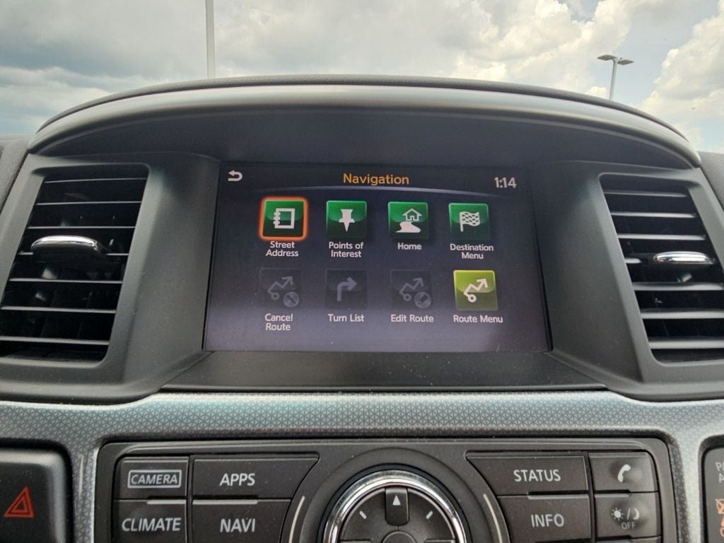 2018 Nissan Pathfinder SL