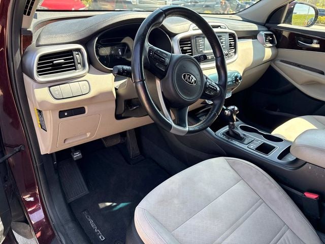 2016 Kia Sorento LX