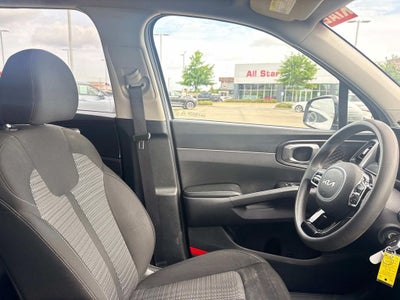 2022 Kia Sorento LX