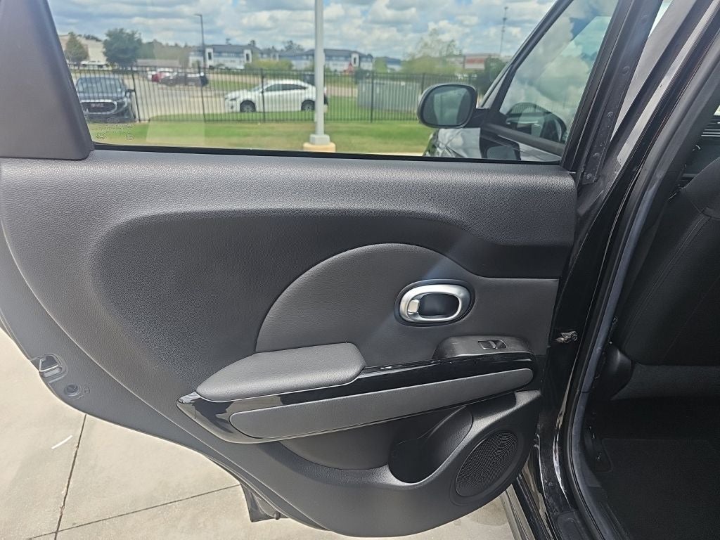 2016 Kia Soul Plus
