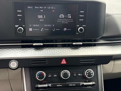 2024 Kia Carnival LX