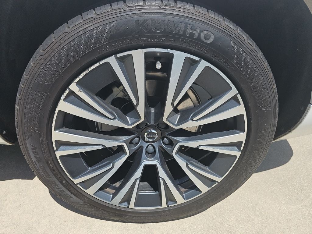 2020 Volvo XC90 T6 Momentum
