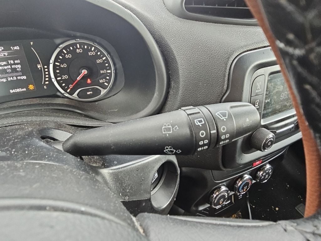 2016 Jeep Renegade Latitude 75th Anniversary Edition